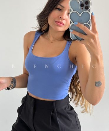 Top Azul Hilary