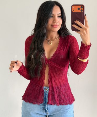 Blusa de Mesh con Escote Vinotinto